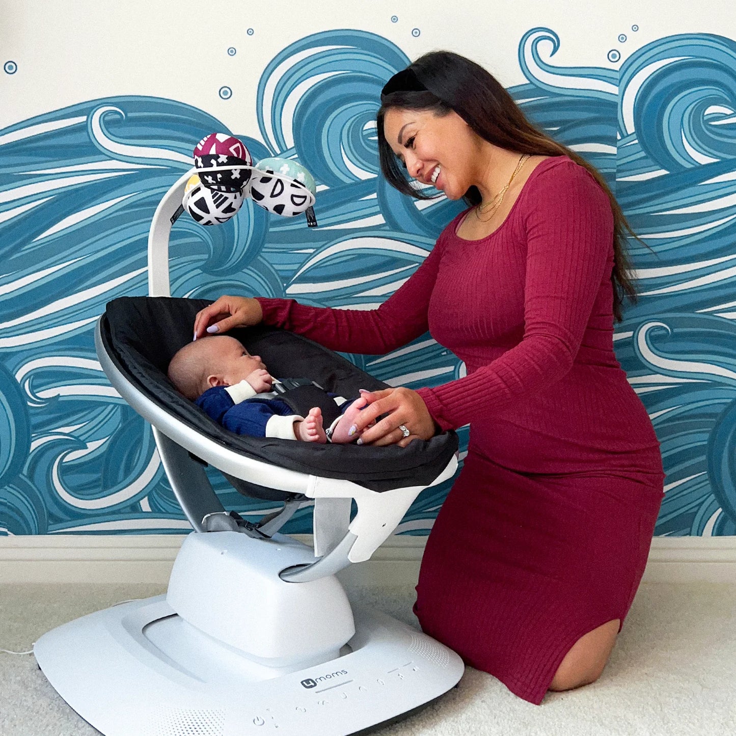 Mamaroo® Multi-Motion Baby Swing®