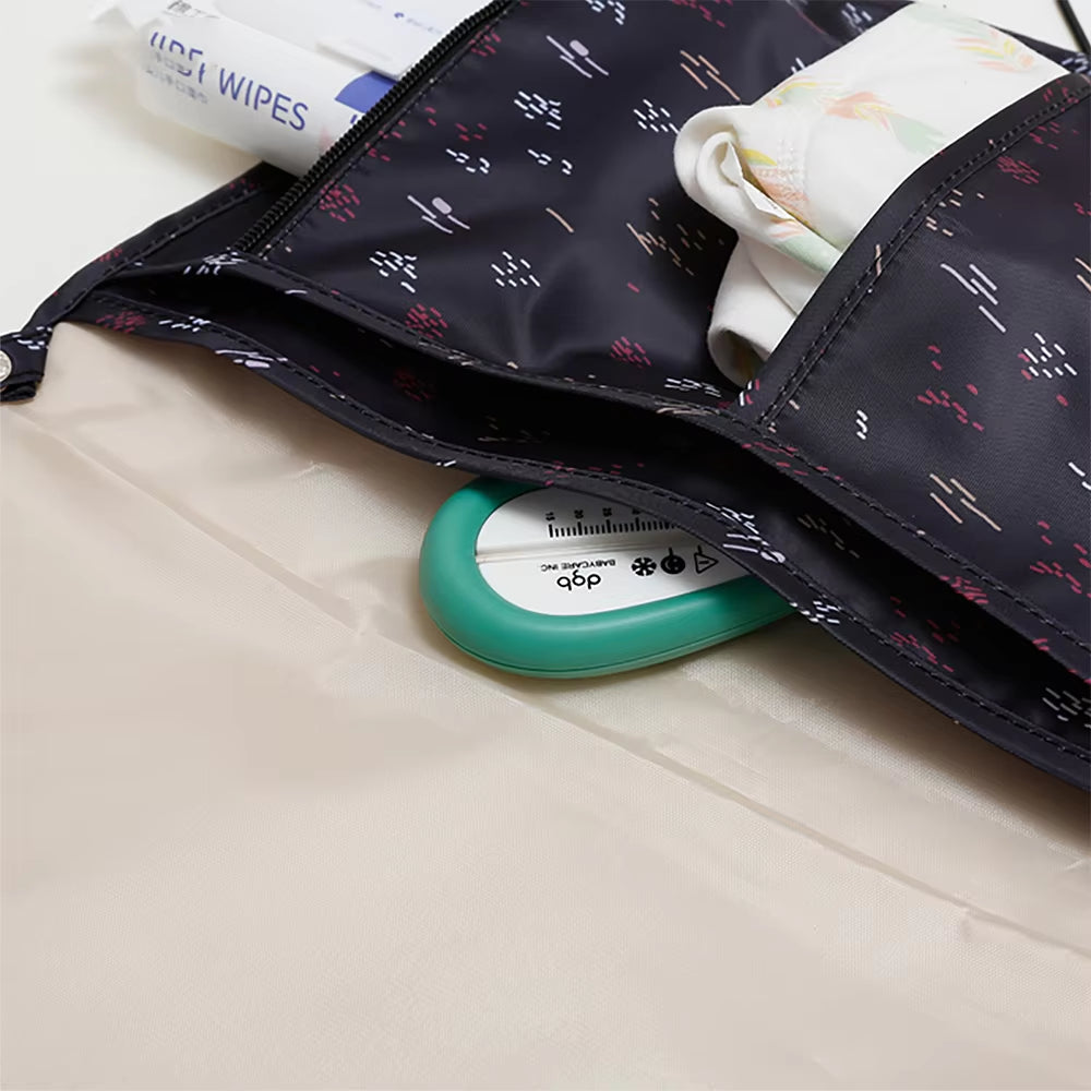 Portable Changing Pad for Baby Detachable Travel Waterproof Diaper Cover Mat Newborn Essentials Station Nappy Mat Clutch